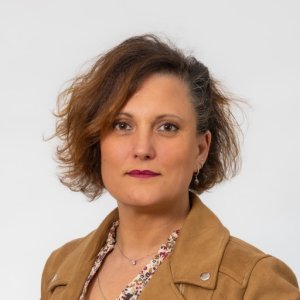 Mme Virginie Thomas